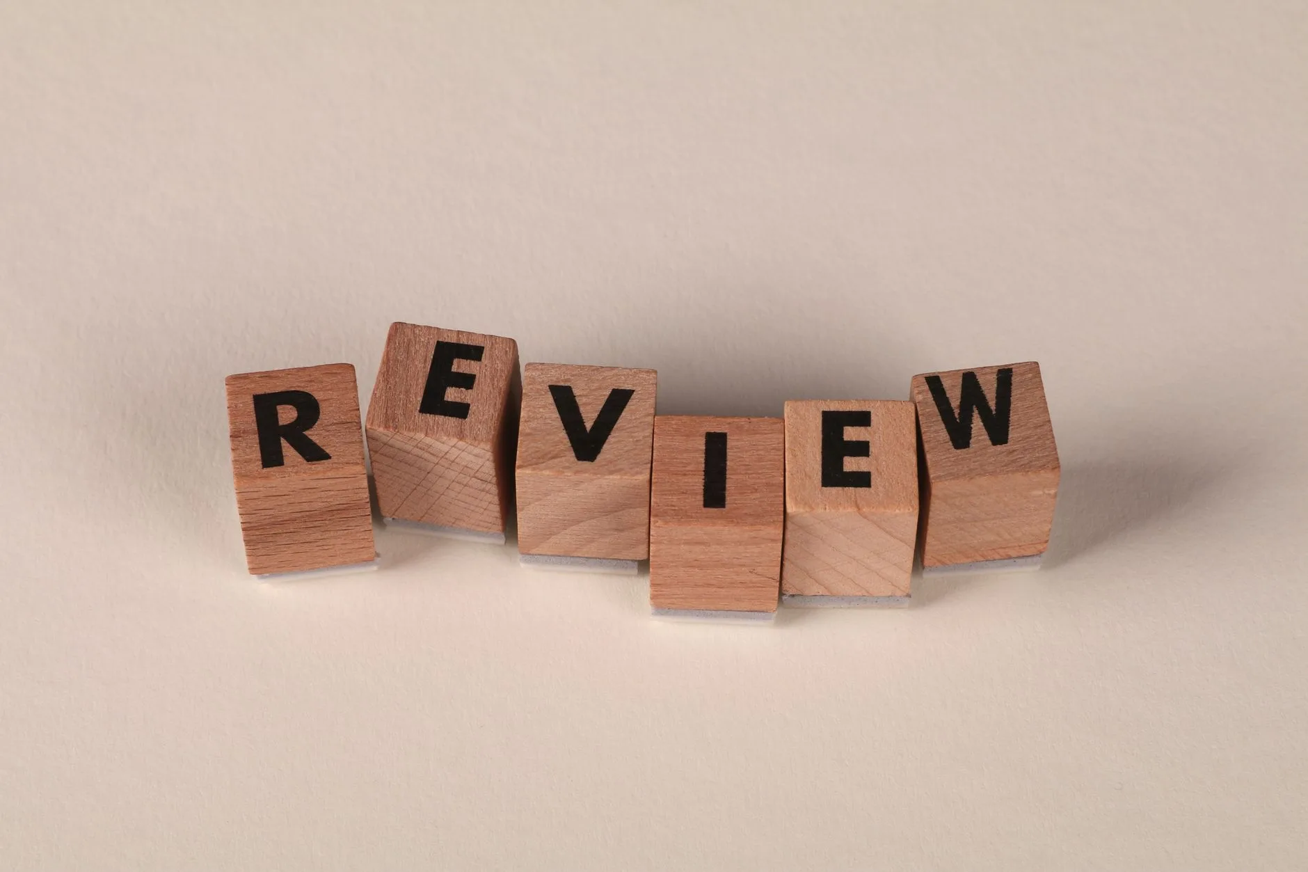 This post decodes exactly what peer reviewers mean by this feedback and gives you a clear, actionable plan to fix language issues before you resubmit.